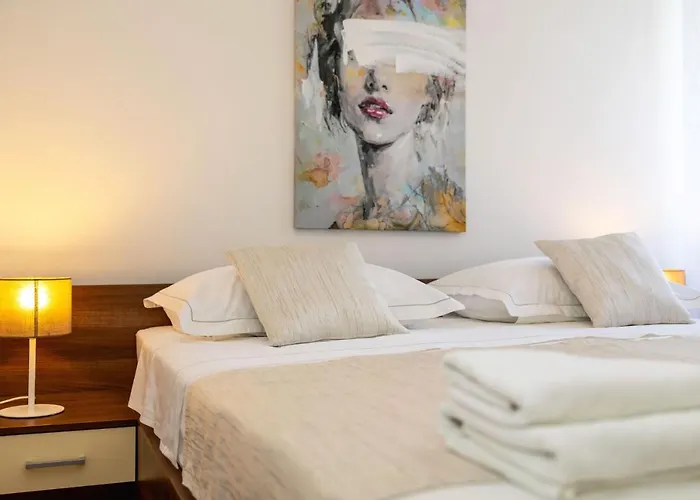 Klara Bacvice Apartman *