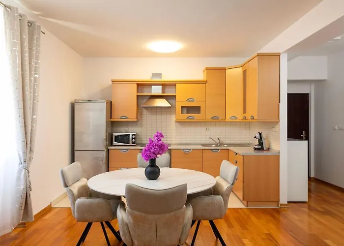 Klara Bacvice Apartman *